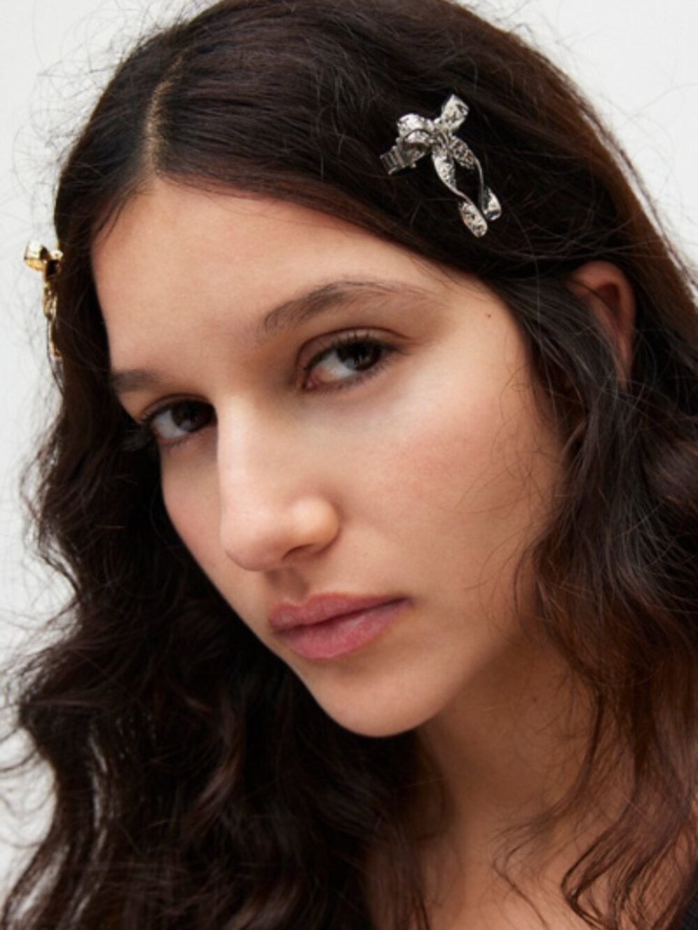NWT Urban Outfitters Metal Hair Bow Clip Set of 2